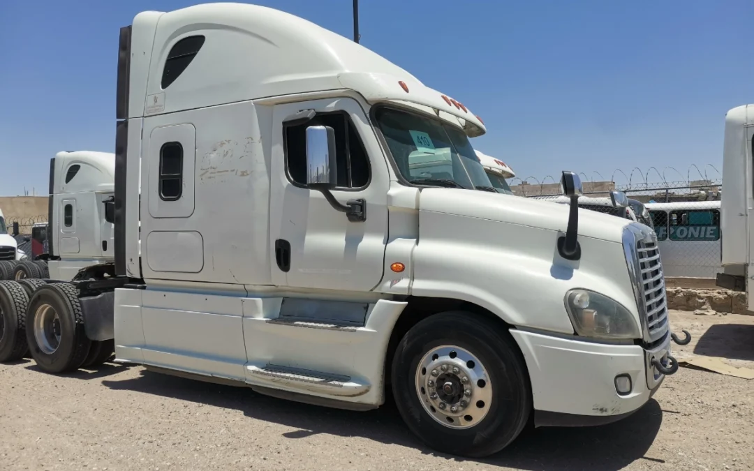 freightliner CASCADIA 2019 BLANCO KP0519